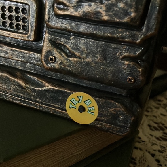 Grandin Road Spooky Haunted Movie Projector - Picture 3 of 7